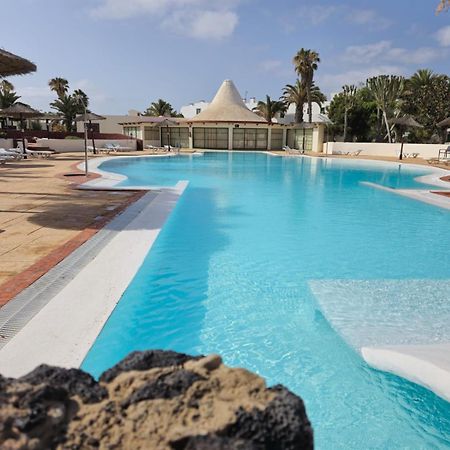 Bungalow Goa Pool View, Playa Roca Residence Sea Front Access - Free Ac - Wifi 科斯塔特吉塞 外观 照片
